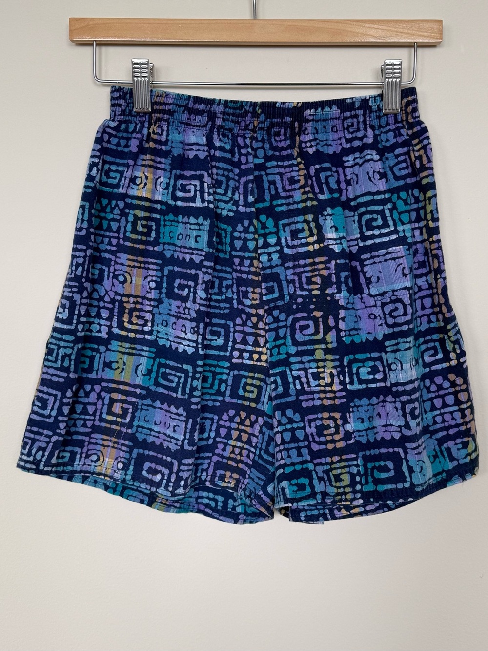 Vintage 90’s Navy Blue Tribal Swirl Pattern Shorts Casual Boxers Size Small CW